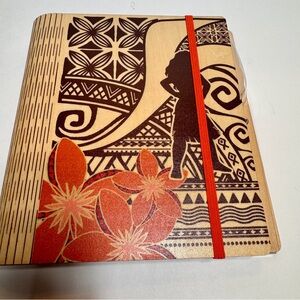 NWT Disney Parks Princess Moana Wood Journal & unique oar-shaped pen.